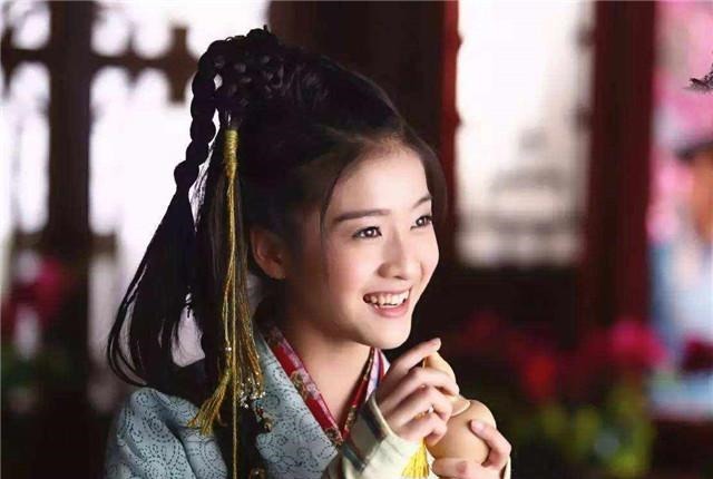 郭芙刁蛮任性脾气暴躁,却比温柔细心的郭襄更配得上那个侠字