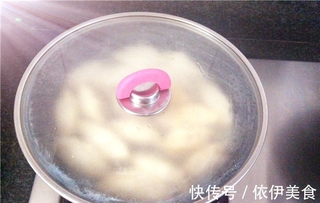 吃了几十年饺子，此款馅料第一次尝，外酥里嫩又鲜又香，真美味