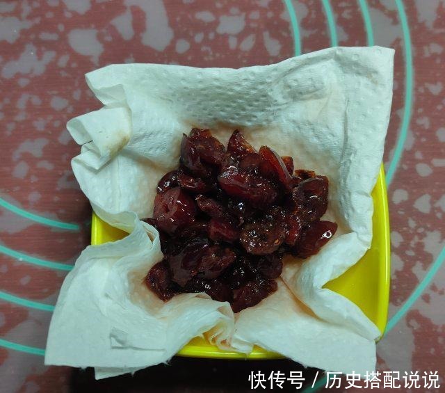 浓情巧克力软欧包,浓浓的可可香,你一定会喜欢!