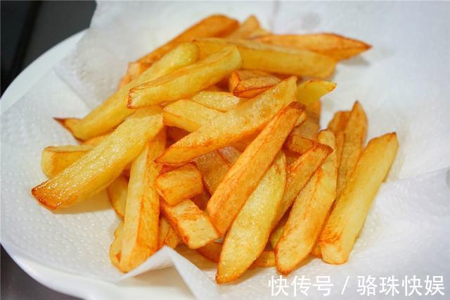 豆角|土豆烧豆角,炸得酥而不焦,口感咸香适度,这几步学会上桌就抢光