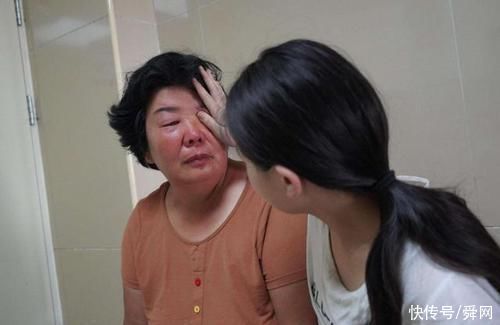 孩子|6岁女儿忽然问:“奶奶为什么不到桌上吃饭”，妈妈的回答让老人泪目