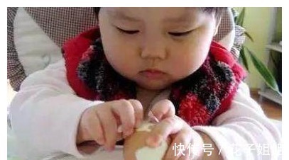 维煮鸡蛋时加点它就行,鸡蛋不开裂还自动脱壳,吃起来更香更嫩!