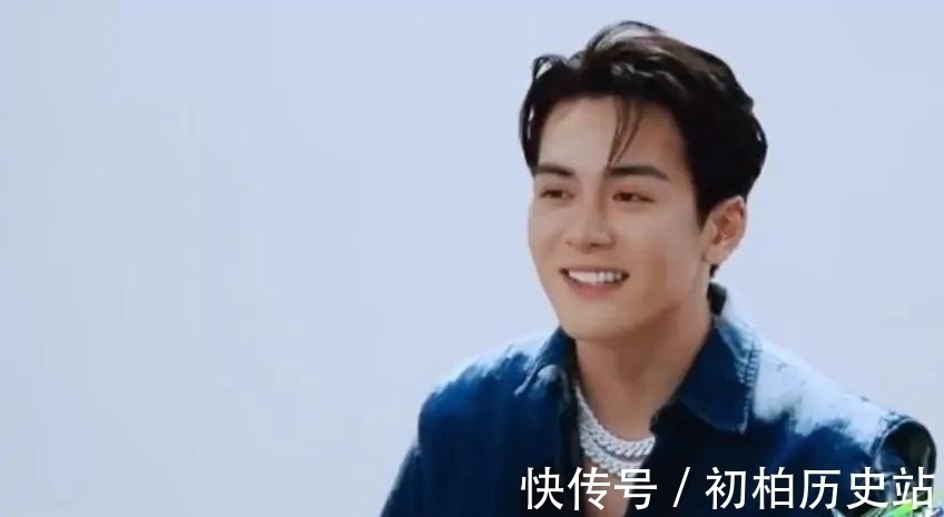 《哥哥》开播了,拿下收视冠军,天涯四美中的两个同框了