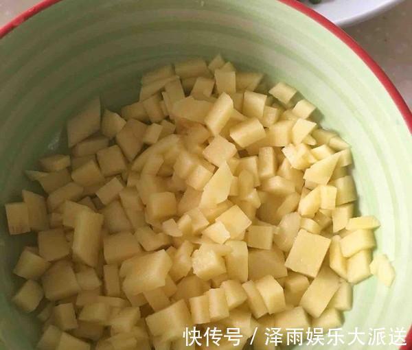 常吃|这“碱性食物”女人要常吃，嘴巴不臭，头发乌黑，气色慢慢好