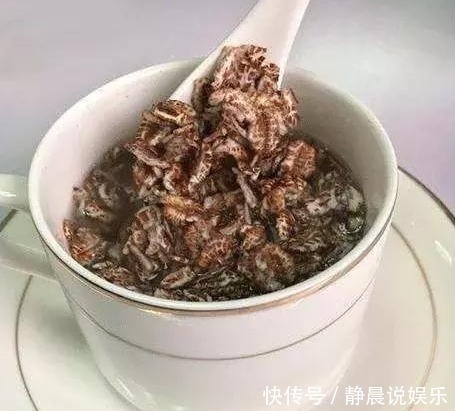 小肚子|女人不想老太快,每天坚持吃些碱性食物,保养卵巢才更健康