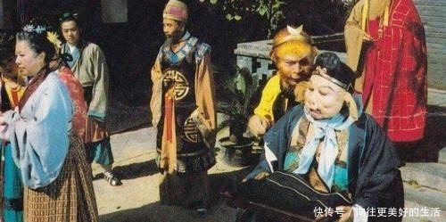  猪八戒|《西游记》中，猪八戒有发挥过和其“天蓬元帅”相称的神通吗