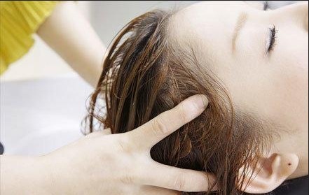 牺牲肌肤健康的“美”：真的是你想要的吗？