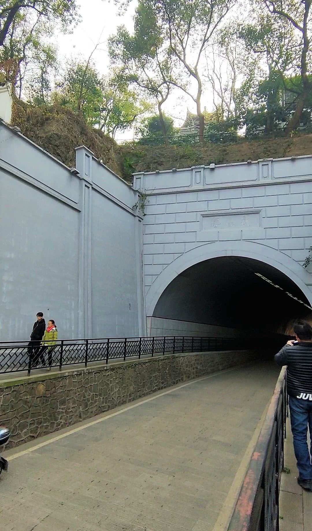 隧道|走过武昌路隧道，穿越三个朝代一百年的历史