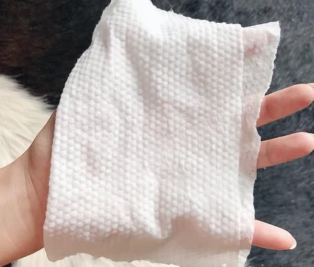 睡前做到这五件事，对峙一段时间，你也能领有“牛奶肌”