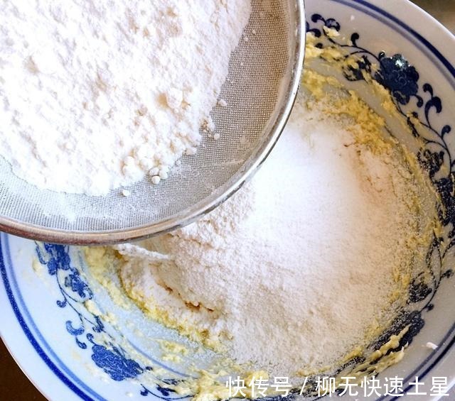 家庭必备小零食,口感酸甜酥脆,做法简单,学会再也不用买着吃!