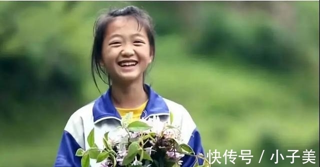 梁小友|《變形計(jì)》“神仙妹妹”梁小友高二輟學(xué)后成網(wǎng)紅,濃妝直播惹眾議