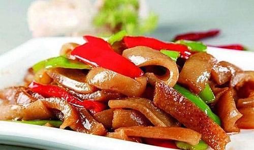 女性不妨常吃3种食物，刮油清脂，淡斑嫩肤减掉脂肪，让你变女神