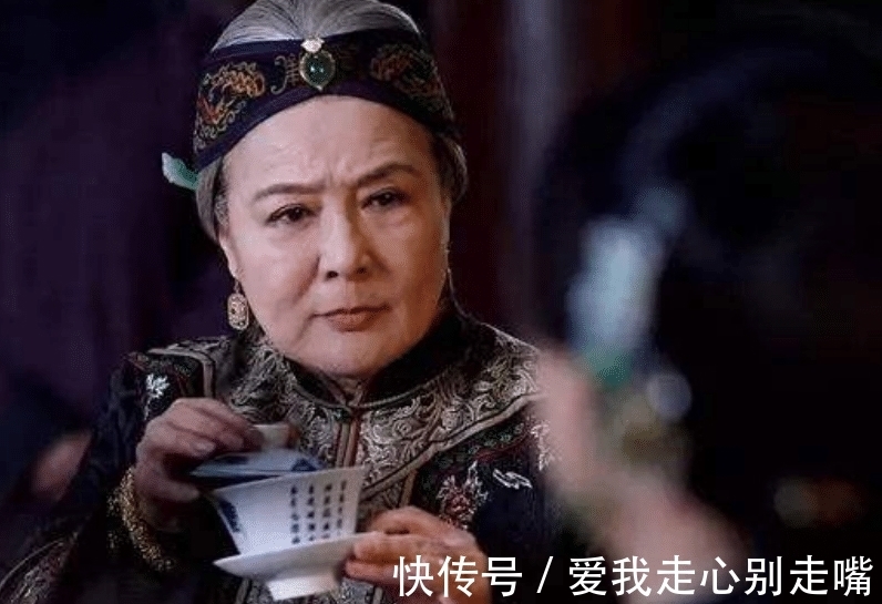 风水@刘伯温向农妇讨水喝,农妇故意撒了把谷壳,伯温感叹:她有大智慧