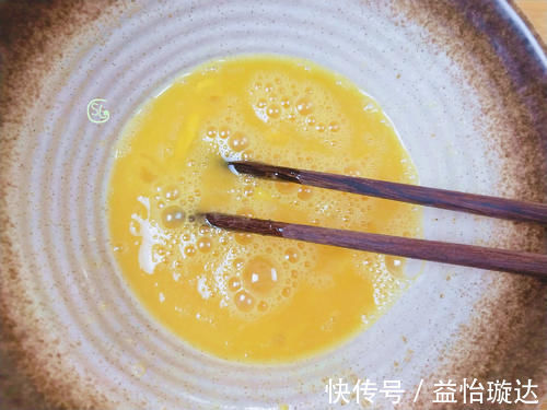 孩子开学,花费10分钟做早餐,食材丰富营养全面,孩子连吃三个