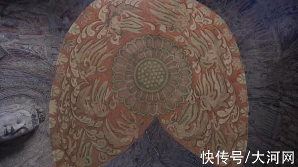 皇后礼佛图|流散近百年，龙门石窟《皇后礼佛图》即将虚拟复原亮相