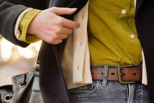 真服了三木！立春发布新穿搭美成风景，优雅又简单，照着穿就行