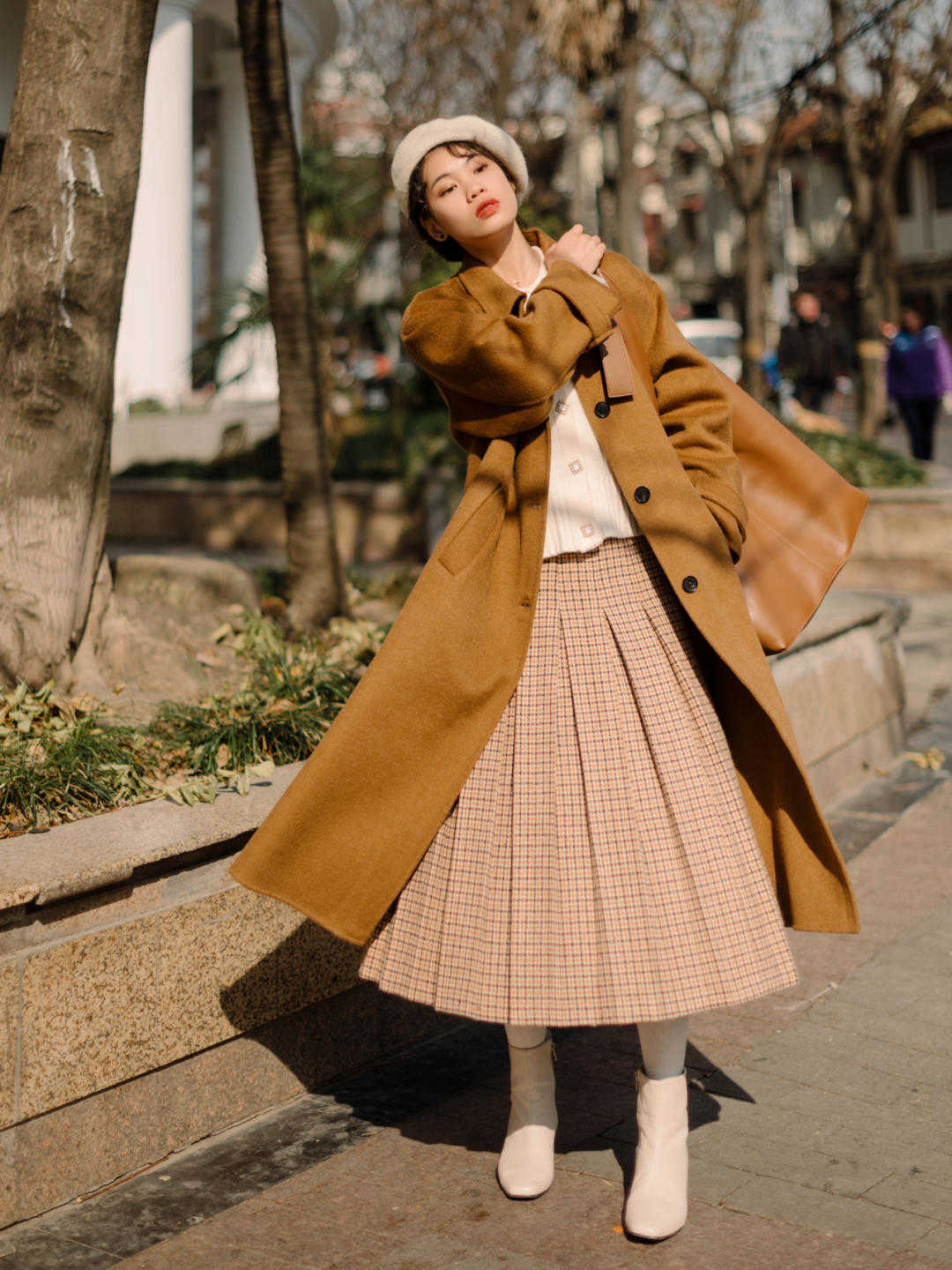 半身裙|秋天怎么能少了大地色呢?减龄又成熟,可以搭配很多色彩