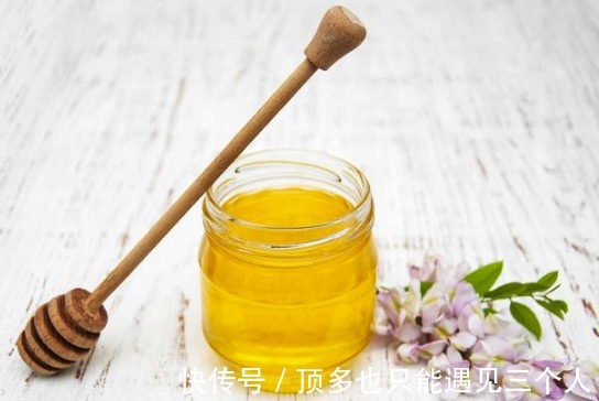 肺癌|肺生病了不说话，身体有3个表现，或许是肺癌！