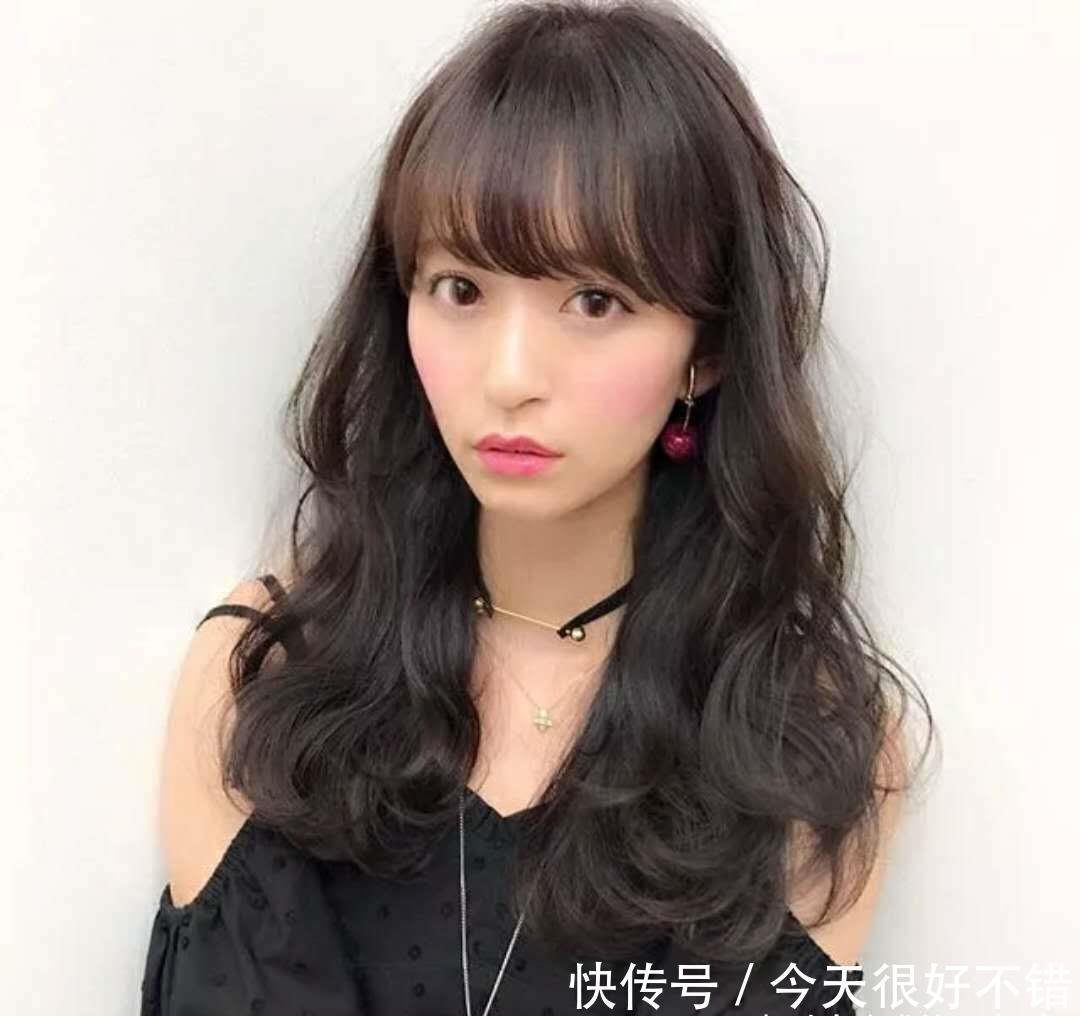 长发|女人是留长发好看,还是短发好看?只要你喜欢,别人看着好看就香