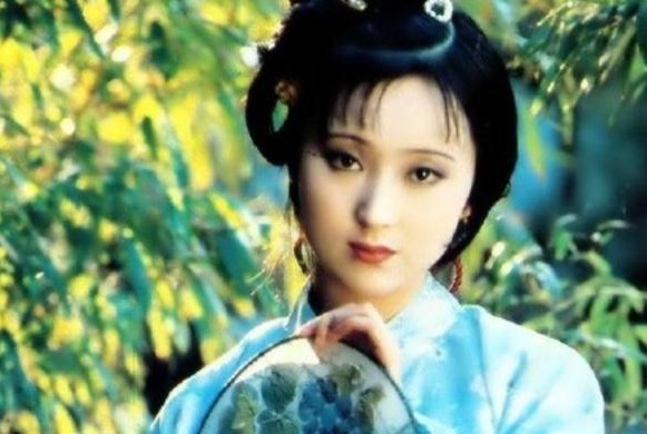 薛宝钗$红楼梦中宝玉挨打，她却十分高兴，是害死黛玉的罪魁祸首