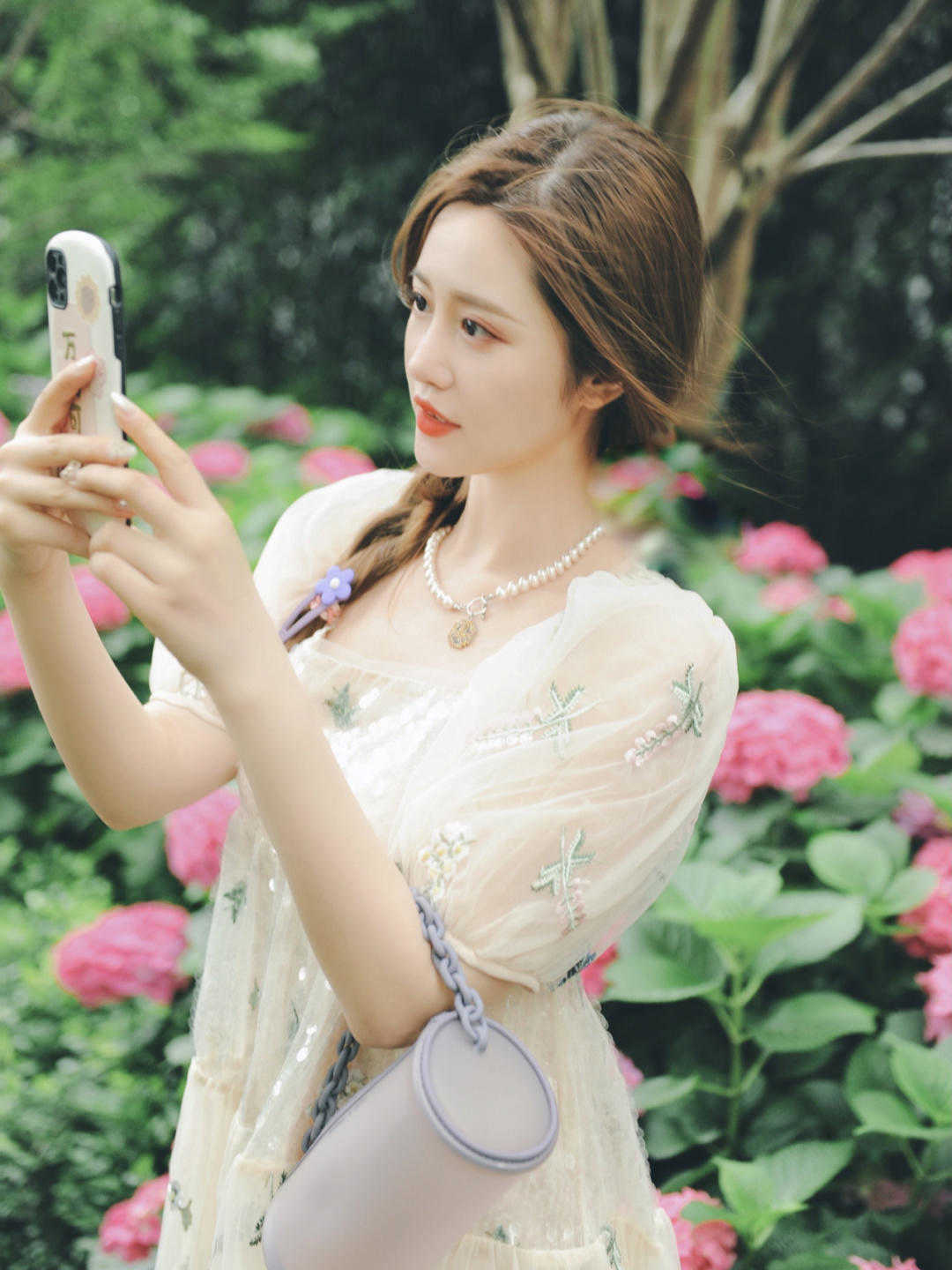 身材|胖女孩关心的显瘦穿搭,135斤也能显90斤的即视感,时髦还很精致