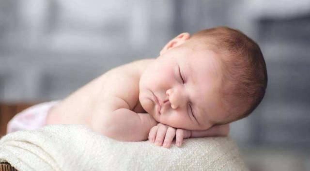 以耳朵大|孩子身上这3个部位越大,说明孩子越健康,可别再嫌弃长得不好看