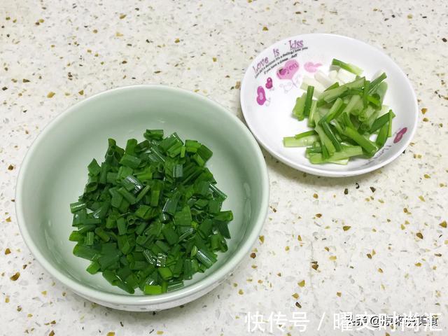 小葱拌豆腐|小葱拌豆腐要想做出来饭店的味道,掌握1个技巧,大厨吃了都说好