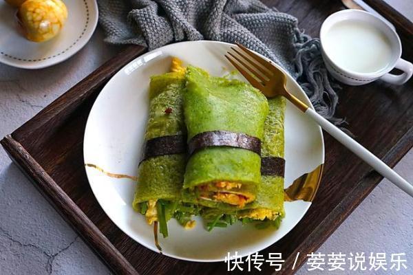 芹菜炒鸡蛋|用它这么做早餐饼够两个人吃，十分钟搞定，两块钱成本都花不到