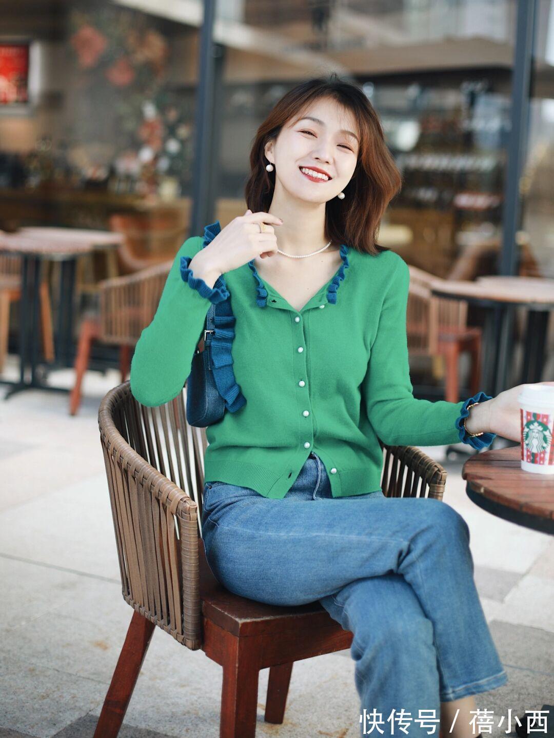 博主 不管你皮肤白不白,今年要买毛衣就买“绿色”,提气质又显档次