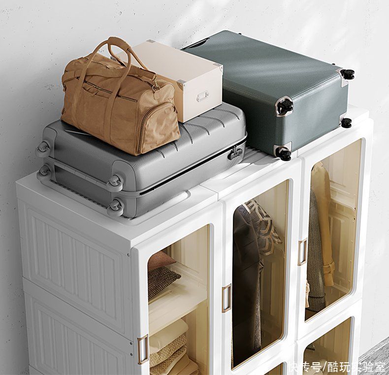 样板间|夜市丨从「乱葬岗」到「样板间」,这两件家居好物救我大命!