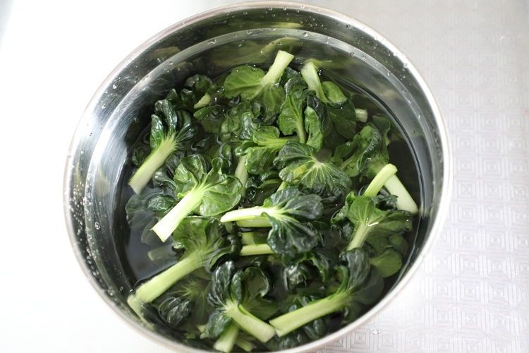 肠燥便秘|秋天多给家人吃这菜，2块钱一大把，简单炒一炒，鲜嫩营养又解腻