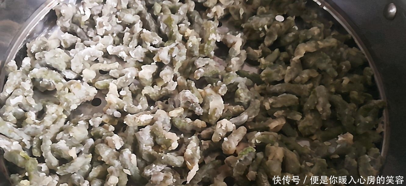 野菜就属它长得丑，却比香椿还鲜嫩，每年就这几天有，别错过了