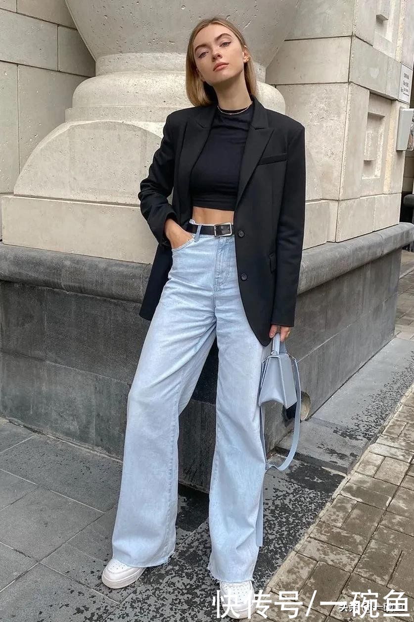 今春爆流行的“薄外套”，有这4件就够！30个穿搭模板，好看