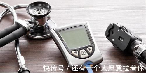 糖尿病患者|糖尿病人，不想血糖飙升，除了甜食，4类食物也应该趁早忌口