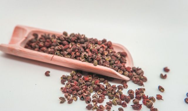 脾胃功能|卫生组织呼吁:停止食用厨房1调料,是脾衰加速剂,趁早扔掉