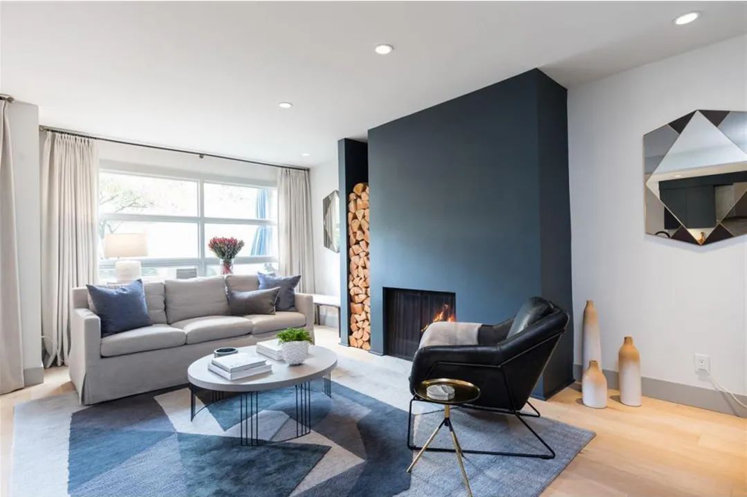 女友|110㎡现代简约，他买带院子的房子，跟女友求婚，浪漫令人羡慕