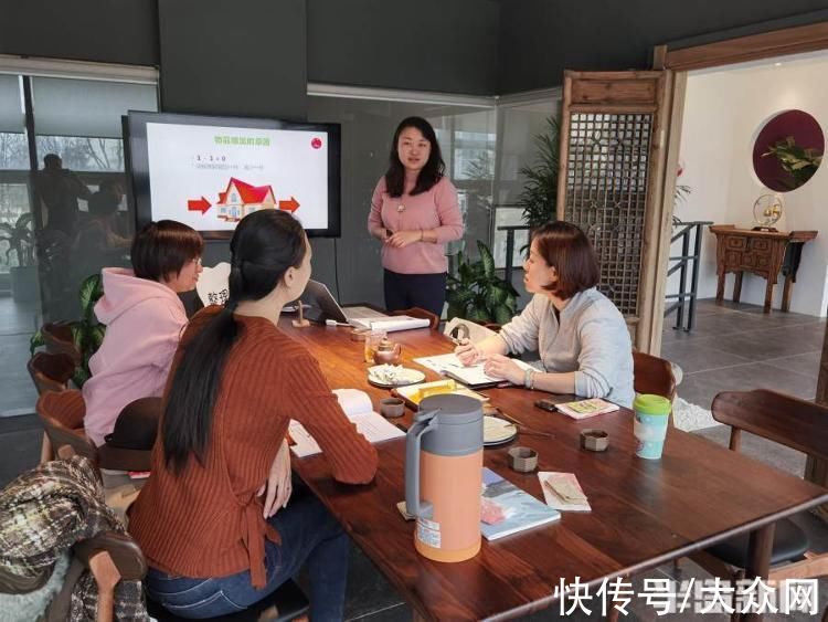 物品|只靠叠衣服,月入两三万?整理收纳师:既能忙淘金,也能帮收心