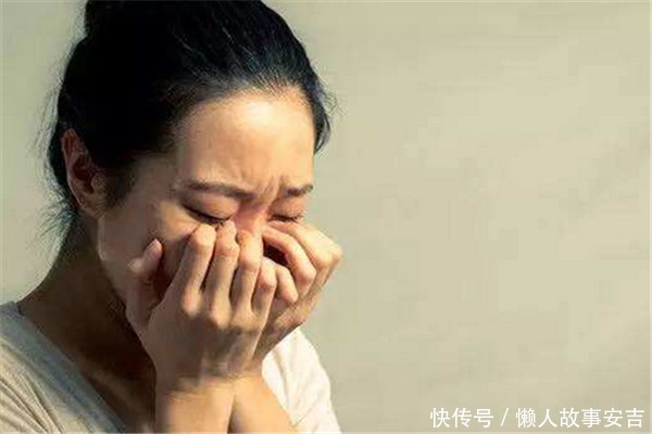 症状|30岁张女士晚上睡不着,凌晨还总是突然醒来!失眠3种症状