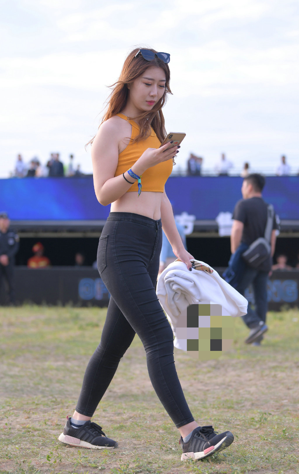 创意 充满运动气息的小姐姐,创意与美丽结合释放活力