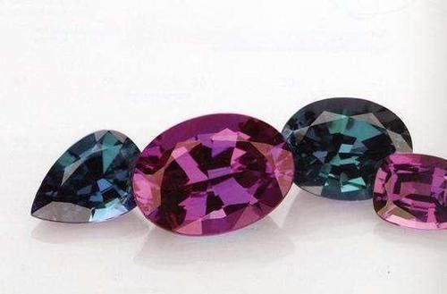  宝石|全世界10大最昂贵的石头，随便一个都是价值不菲，你有见过吗？