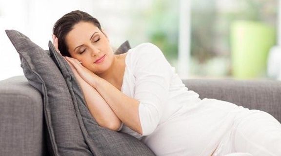 孕期|孕期想睡个好觉就成了上辈子事情，孕妈怎么入睡就那么难呢？