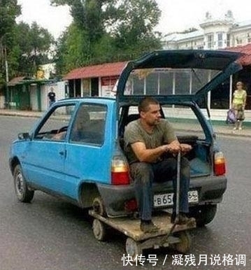 |幽默笑话:一天电视里说到离婚,爸爸便问儿子……