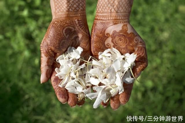 这个国家一年只有三季，其中两个季节处于放假中