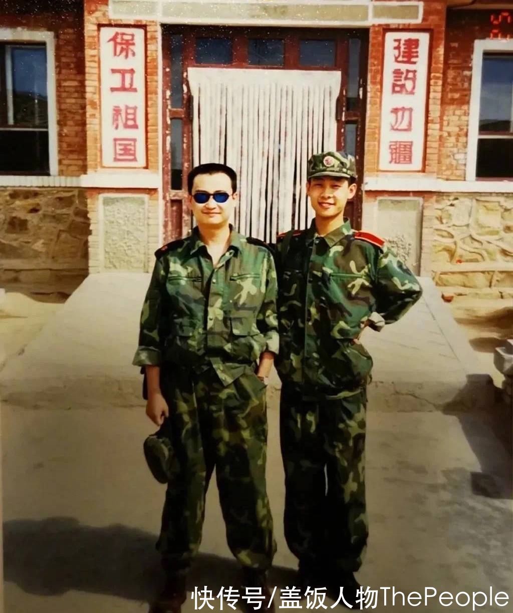 同样是演军人，肖战张译气场强，黄景瑜像小混混，差别在于体态？
