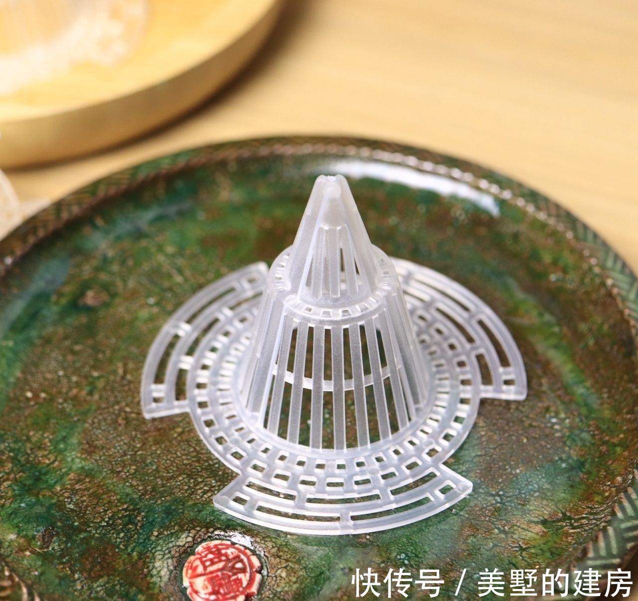 花盆|养花不花钱，花盆放4种“小垃圾”，不怕积水，不再烂根