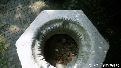 浙江古寺发现一口古井,考古队挖掘半个月后,挖出上百件四朝文物