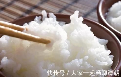 大米|煮米饭,直接加水下锅是不对的,少了2步,难怪米饭不香不松软