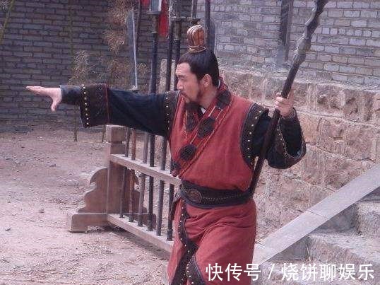 把戏|此人和梁山玩“火中取栗”的把戏,结果赔光了家产,被迫当了强盗