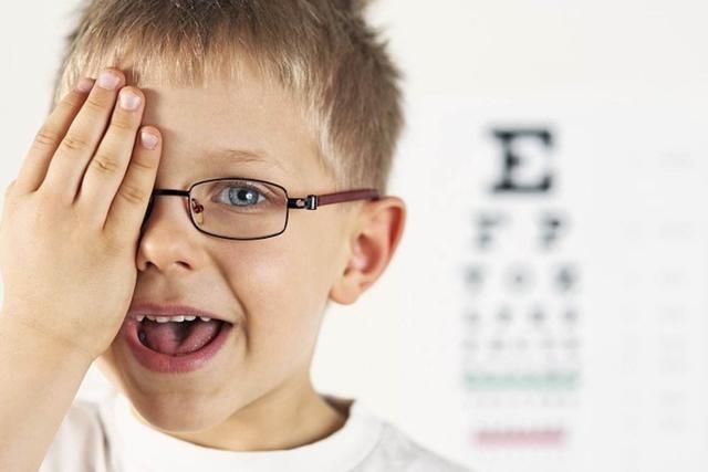 营养物质|最毁孩子视力的，不是你不让看的“手机”，也不是电视，而是它