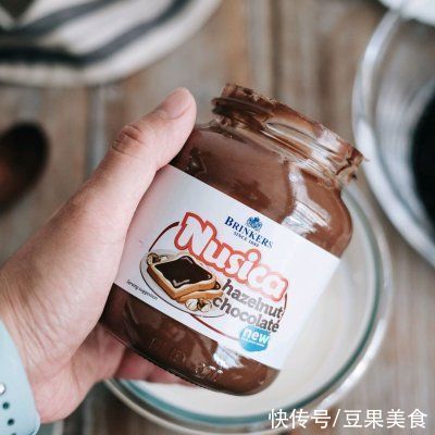 蓝莓|餐厅必点的免烤入口即化的蓝莓巧克力慕斯，在家也能做